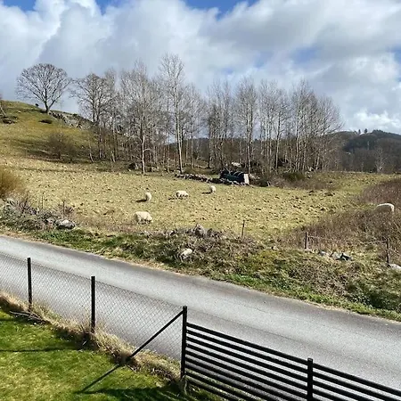 Landlig Enebolig Med Utsikt Semesterbostad Jørpeland