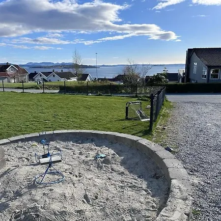 Feriehus Landlig Enebolig Med Utsikt Jørpeland