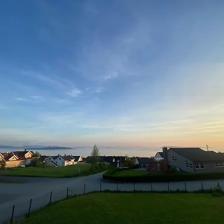 Landlig Enebolig Med Utsikt Jørpeland